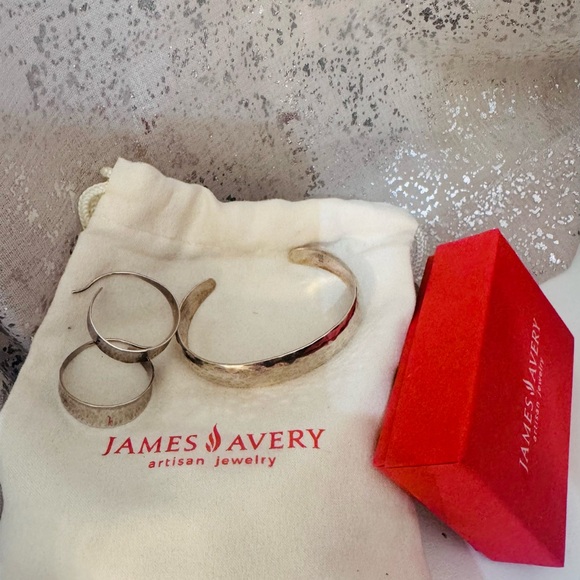 James Avery Hammered Silver Bracelet and Earrings Set -...